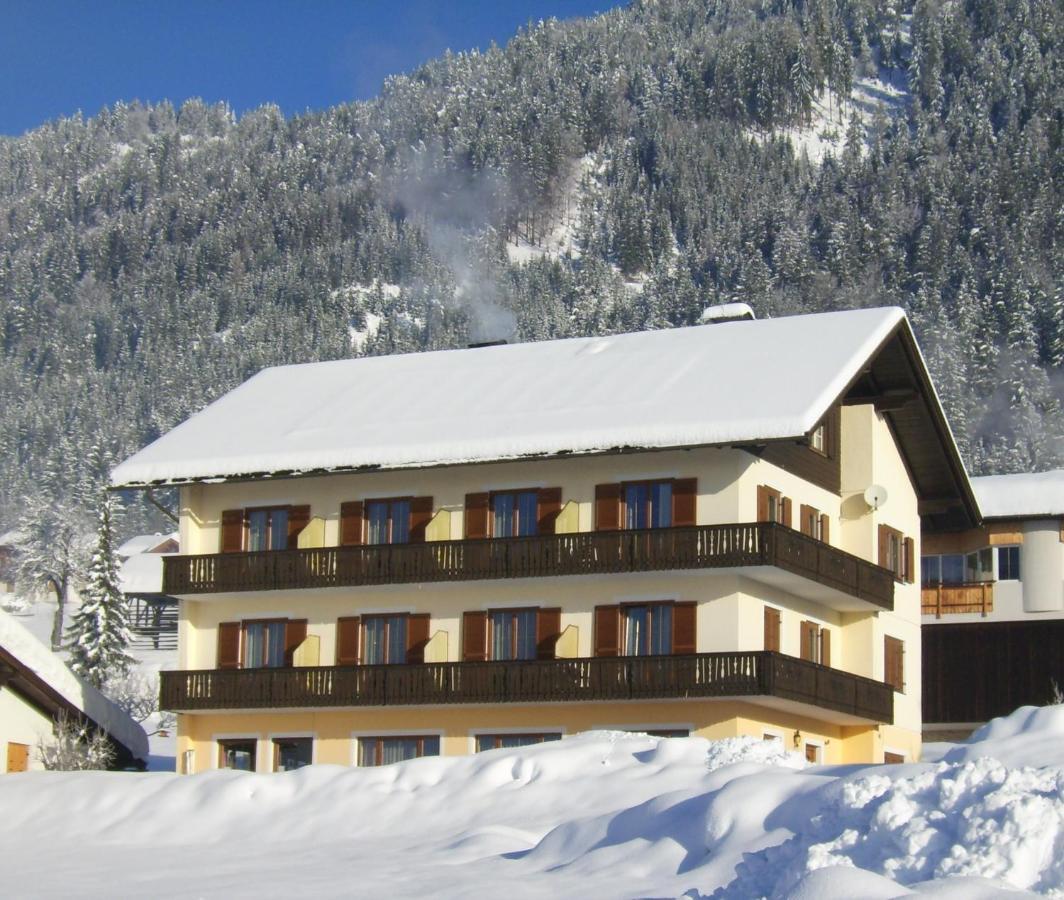 Haus Alpenfriede Hotel Weissensee Eksteriør billede