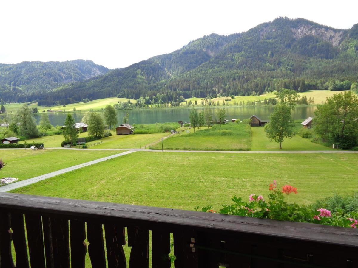 Haus Alpenfriede Hotel Weissensee Eksteriør billede